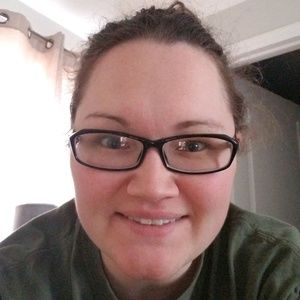 Meet your Posher, Stacy